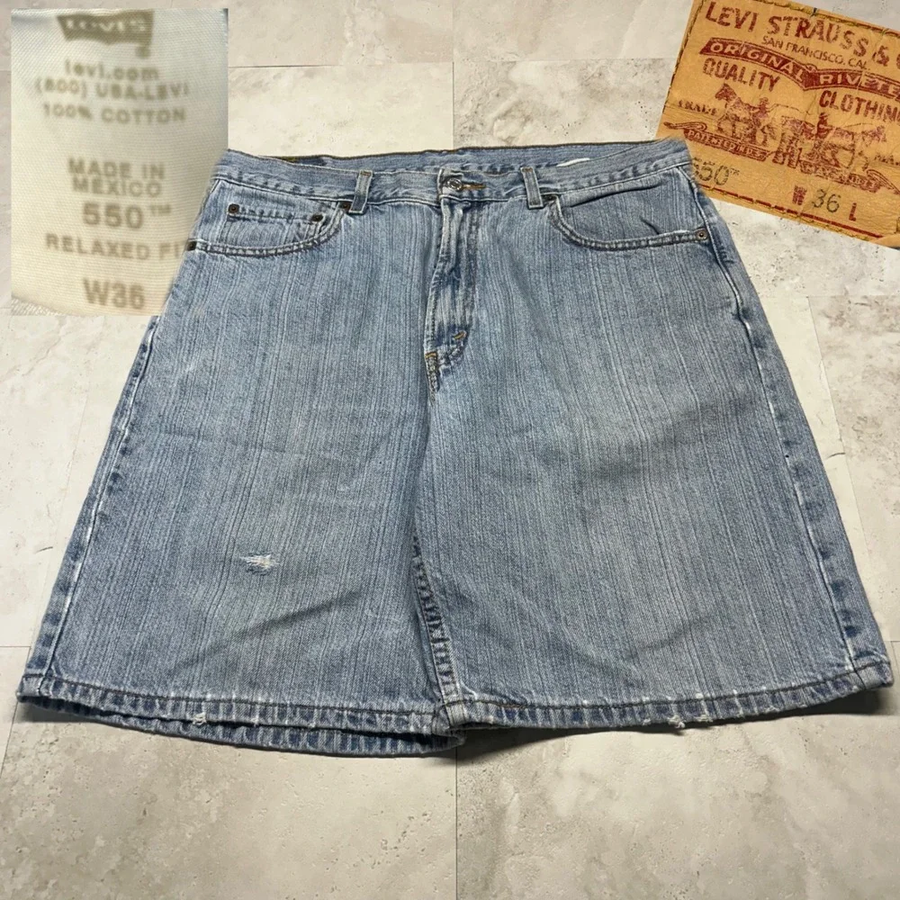 Levis 550 Relaxed Fit Denim Shorts Light Wash Mens W36 Blue Cotton Jorts